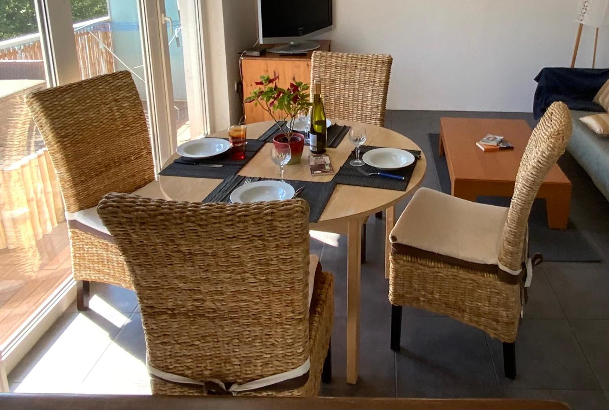 Luminous Apartment In Kehl Near Strasbourg, Conveniently Located Next To A Tram Stop With Direct Access To Strasbourg City Centre Dış mekan fotoğraf
